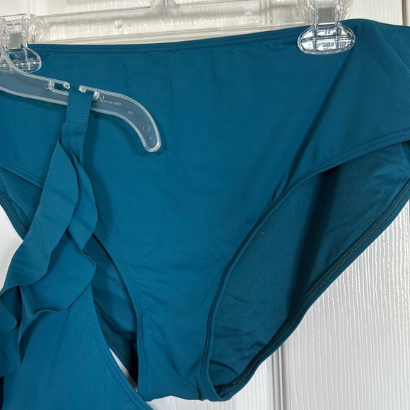 New! Younique Teal Malachie Green Ruffled Two Piece Tankini Swimsuit Size XXL - Picture 9 of 14